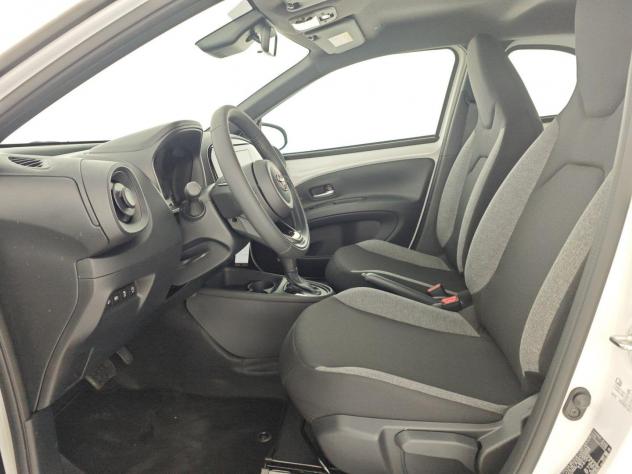 Toyota Aygo X 1.0 VVT-i 72 CV 5 porte Active S-CVT - Foto 9