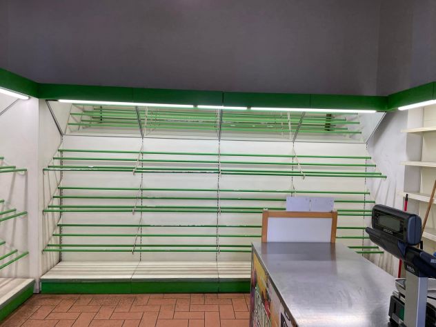 SCAFFALI PER FRUTTA E VERDURA