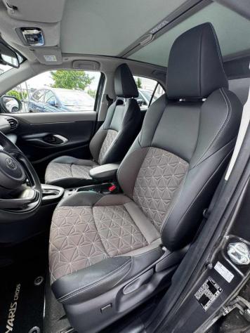 TOYOTA Yaris Cross 1.5 Hybrid 130 CV 5p. E-CVT Lounge rif. 23753291 - Foto 3