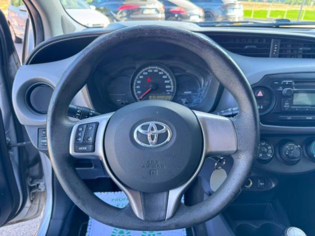 TOYOTA Yaris 1.0 5 porte Active OK NEOPATENTATI rif. 23908877 - Foto 10