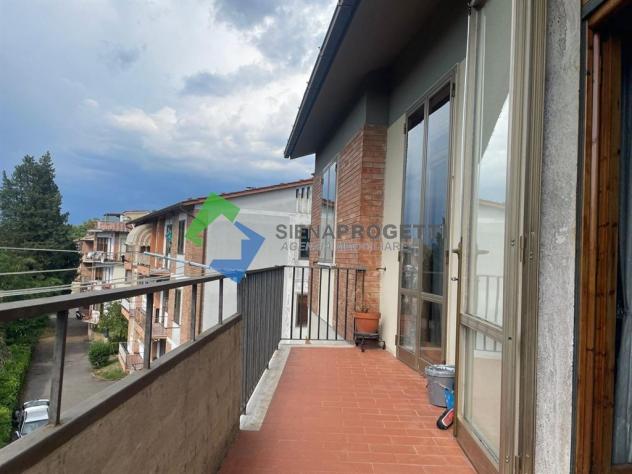 Quadrilocale con Giardino e Box Doppio a Scacciapensieri: Spazio, Luce e Potenziale. Siena. - Foto 9