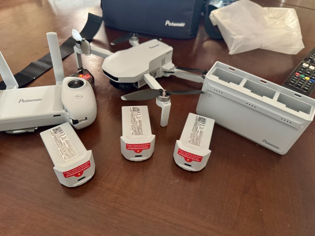 Vendo drone Potensic Atom Combo 4k Gimbal 3 assi - Foto 9