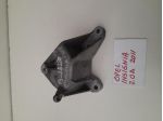 STAFFA SUPPORTO MOTORE OPEL Insignia S. Wagon 13228288 diesel 2.0 (0817)