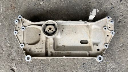 Culla motore Volkswagen Golf 6 GTI 2.0TSI 211cv (1K0199369F)