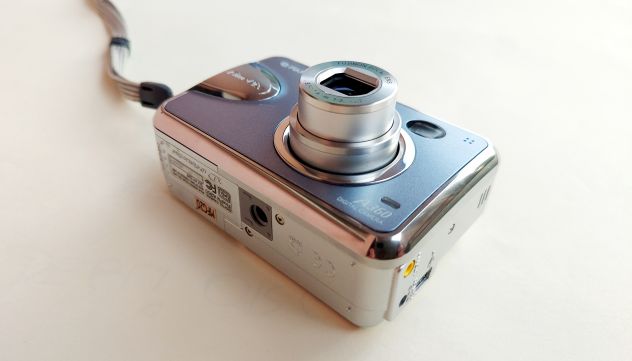 Fotocamera digitale compatta Fujifilm FinePix A360 da 4,1 MP con flash come nuo - Foto 9
