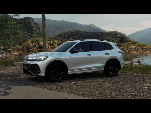 Volkswagen Tiguan 1,5 ETSI ACT R-LINE DSG 150 CV MY 26 - Foto 2