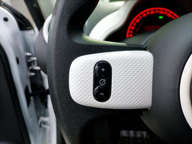 Renault Twingo 1.0 65CV S&S LIFE - LED CLIMA R&GO CONNECT - Foto 5