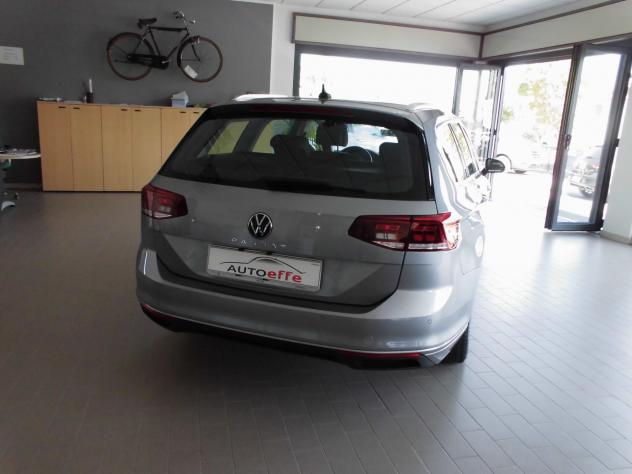 Volkswagen Passat Variant 2.0 TDI SCR EVO Business - Foto 4