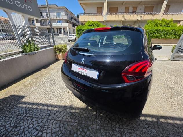 Peugeot 208 PureTech 82 Stop&Start 5 porte Allure - Foto 10