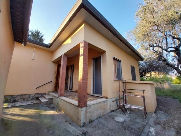 Capezzano Pianore-Casa indipendente con giardino - Foto 2