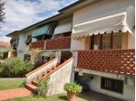 Villa bifamigliare su piu' piani con possibilita' di divisione in due unita &hellip;