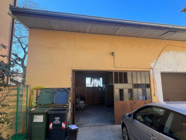 Immobile in asta di 204 m² con più di 5 locali e box auto in vendita a Rovasenda - Foto 2