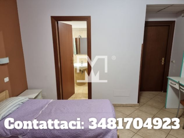 OLIMPO NIGHT CLUB CERCA RAGAZZE IMMAGINE: STIPENDIO FINO 4000€ AL MESE! - Foto 5