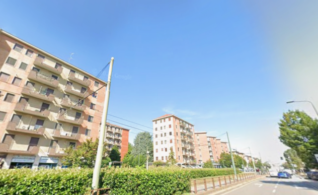 Stanza doppia in trilocale con terrazzo e giardino - Foto 2