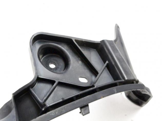 0010022V009 SUPPORTO RIVESTIMENTO INTERNO PARAFANGO POSTERIORE DESTRO SMART ROADSTER 452 0.7 B 60KW AUT 3P (2005) RICAMBIO USATO - Foto 2