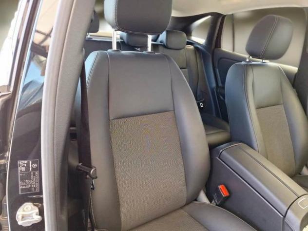 Mercedes-Benz GLA 200 d 150 CV Automatica Business Extra - Foto 7