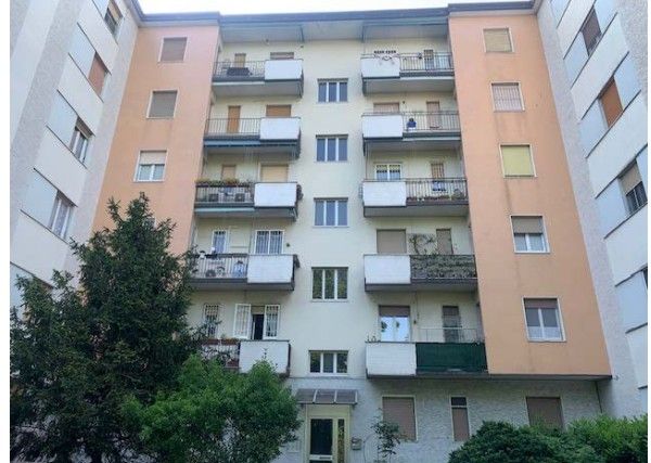 ASTA :Melzo (MI), Via Dolomiti appartamento con cantina