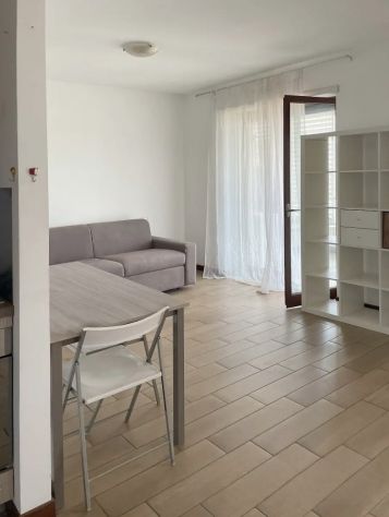 LAURENTINA MONOLOCALE CON POSTO AUTO CONDOMINIO INCLUSO - Foto 3
