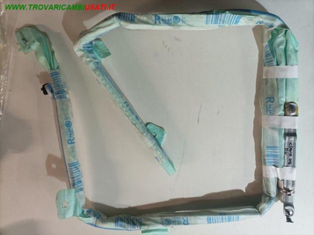 AIRBAG A TENDINA DX 999-U1560444 Carrozzeria  Sicurezza  Airbag  Air-bag a tendina dx. SKODA - OCTAVIA - 2013  2017, SKODA - OCTAVIA - 2017