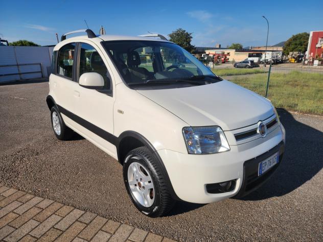 Fiat Panda 1.3 MJT 16V DPF 4x4 Climbing - Foto 2