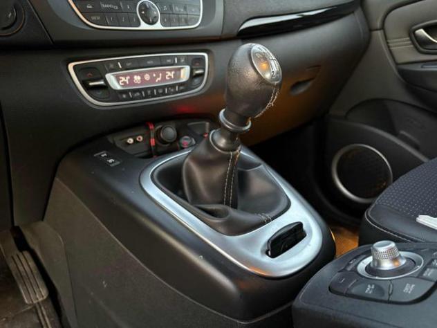 RENAULT Scenic X-Mod 1.5 dCi 110CV Luxe rif. 23793151 - Foto 8