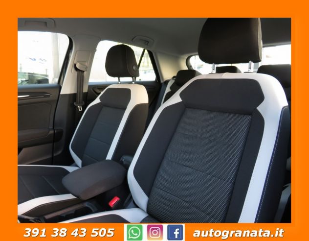 Volkswagen T-Roc 1.6 TDI 115cv ADVANCED B.MOT. TECH. Navi+FullLED - Foto 6