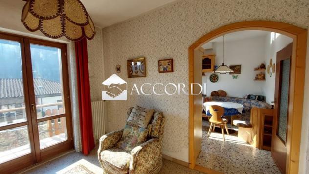 VILLA di 9 vani e di 385 mq (ALA) rif. DT133 - Foto 15