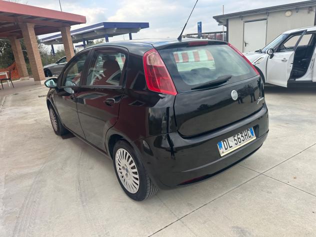 Grande Punto 1.3 MJT 75 CV - Foto 2