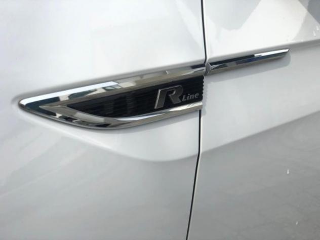 VOLKSWAGEN T-Cross 1.0 TSI 110 CV *R-LINE EXTERIOR*RETROCAMERA* rif. 23783858 - Foto 9