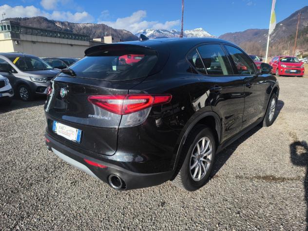 Alfa Romeo Stelvio 2.2 Td 180CV AT8 Q4 Business (no PRIVATI) - Foto 6