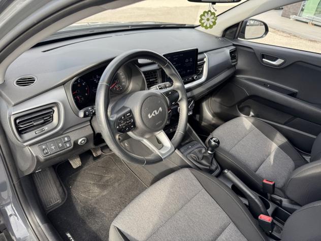 Kia Stonic Stonic 1.2 dpi Urban s/Smart Pack gpl 82cv - Foto 10