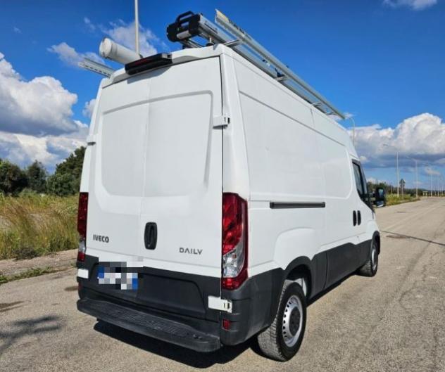 IVECO Daily 35S12V 2.3 HPT PM-TM Furgone ALLESTITO OFFICINA rif. 23940701 - Foto 7
