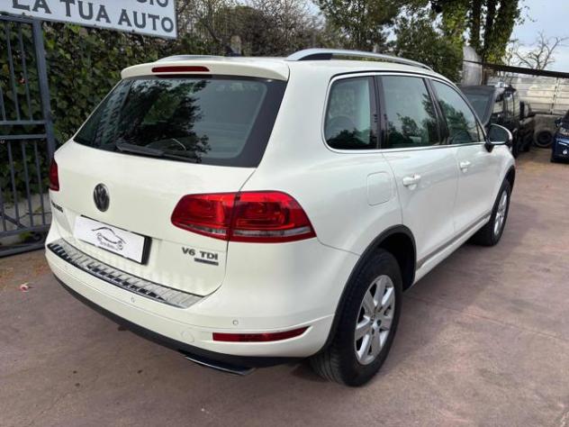 VOLKSWAGEN Touareg 3.0 TDI 245 CV tiptronic BlueMotion Technology rif. 23503782 - Foto 5