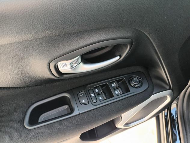 Jeep Renegade 1.6 MJet 130cv Longitude - Foto 4