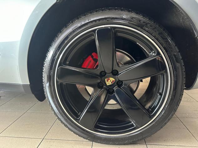 Porsche Macan 2.0 245 HP RESTYLING FULL TENUTA IN MODO MANIACALE - Foto 9