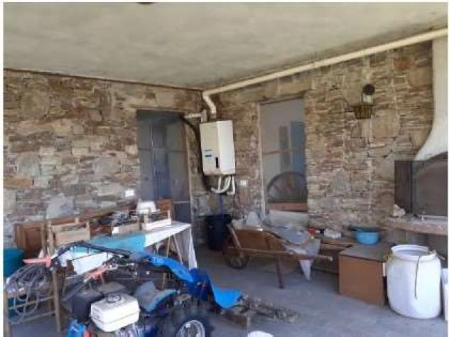 20/2025 2 VA - Casa rurale singola con terreni in asta a Montegrino V. - Foto 7