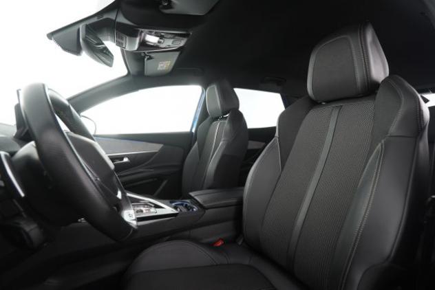 PEUGEOT 3008 3008 BlueHDi 130 EAT8 GT rif. 23725964 - Foto 10
