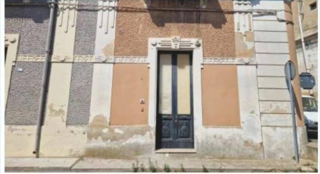 Immobile in asta di 171 m² con più di 5 locali e box auto in vendita a San Pietro Vernotico - Foto 3