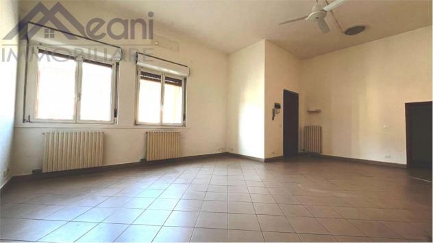 453_c - 3 LOCALI LIBERO SUBITO SENZA SPESE CONDOMINIALI! - Foto 3