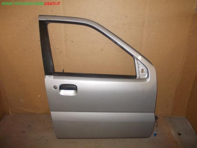 PORTA ANT.D. ARGENTO C/ALZ. SUZUKI IGNIS (RG/FH) Carrozzeria Lamierati esterni Porte Porta ant. dx. SUZUKI - IGNIS - 01-10-2000 - 01-09-2003, SUZU