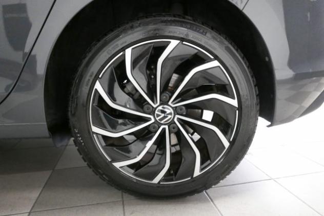 VOLKSWAGEN Golf 1.0 eTSI EVO DSG Life rif. 23820955 - Foto 10