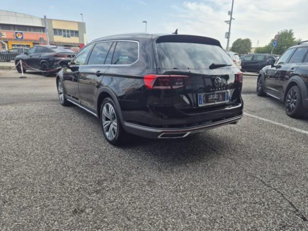 VOLKSWAGEN Passat Variant 2.0 TDI SCR 200 CV 4MOTION DSG Executive rif. 24195021 - Foto 6