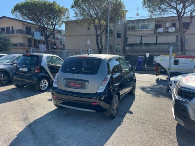 LANCIA Ypsilon 1.4 16V Sport MomoDesign Automatica rif. 24195699 - Foto 4