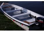 BARCA in VETRORESINA AUTO_SVUOTANTE di 4,8 mt. f.t. con MOTORE 4cv. 2T