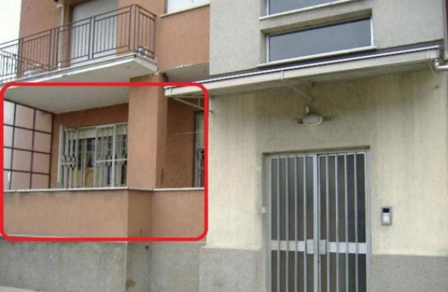 Immobile in asta di 82 m², box auto in vendita a Gallarate - Foto 2