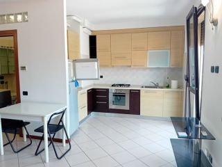 Ampio Monolocale arredato MM3 Affori Centro