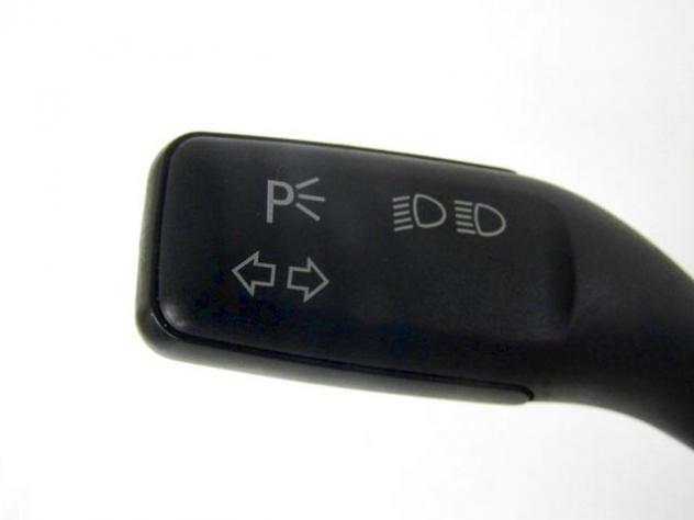 8P0953519A DEVIOLUCI AUDI A3 1.6 D 85K 6M 5P (2005) RICAMBIO USATO 8P0953513A - Foto 2