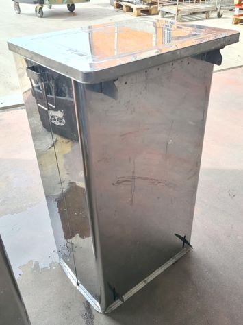 2 pattumiere a pedale in inox usate - Foto 3