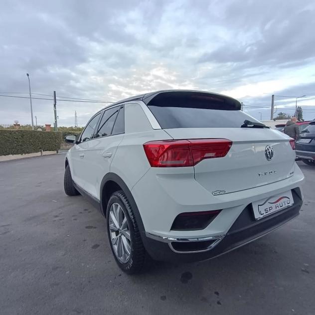 Volkswagen T-Roc 2.0 TDI 4x4 FULL OPTIONAL - Foto 8