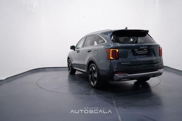 KIA Sorento 2.2 CRDi DCT8 4WD Style 7 Posti rif. 24040195 - Foto 4
